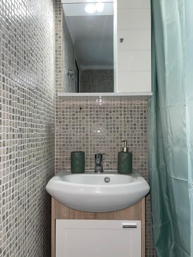Athena's 2 Appartement *